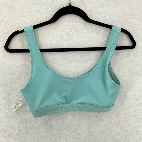NWOT ALO Yoga ambient logo bra Blue Quartz Size Small‎
